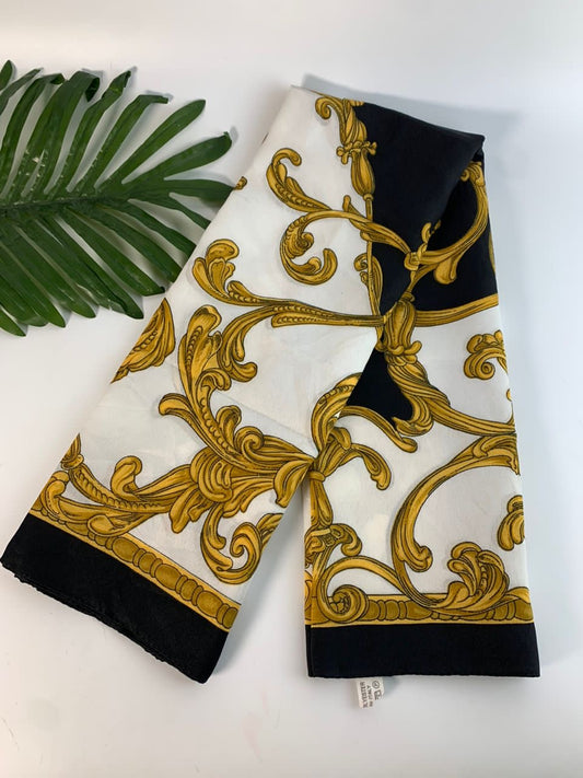 Blue Detailed Parisian  scarf