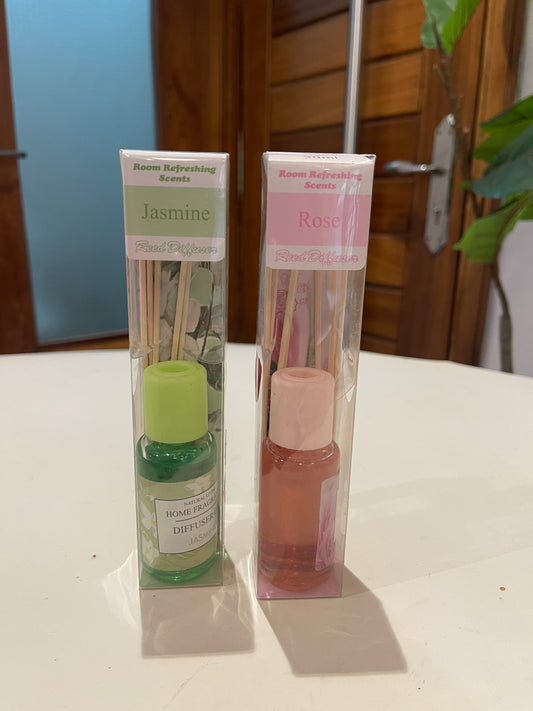 Reed Diffuser peonies and Jasmine