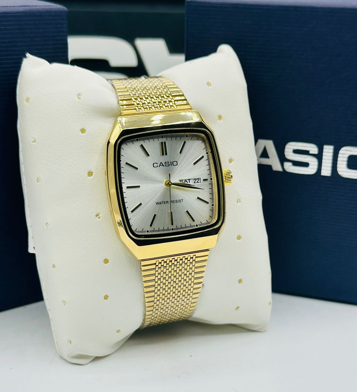 Gold CASIO mesh  wristwatch with box