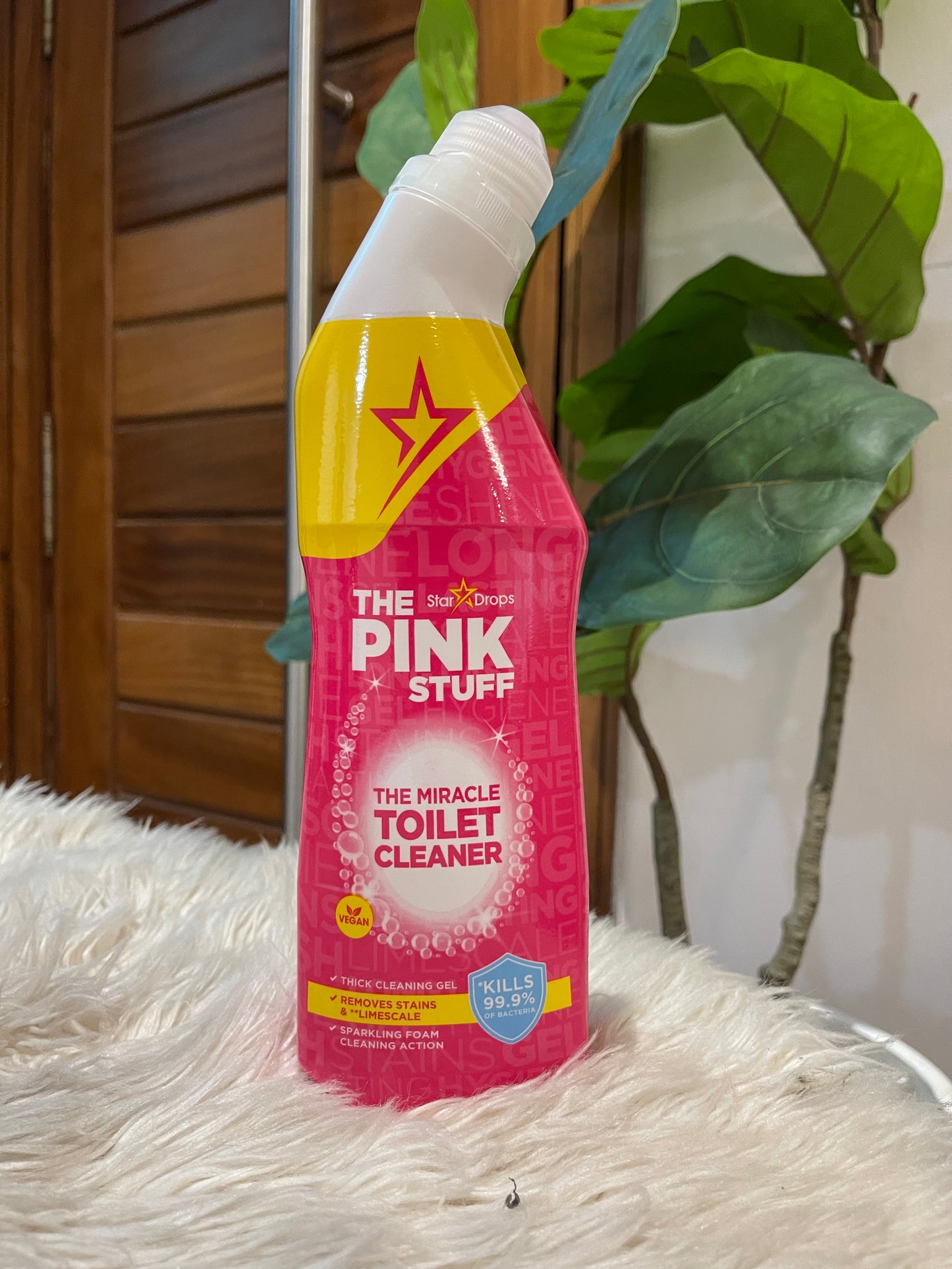The pink stuff toilet cleaner