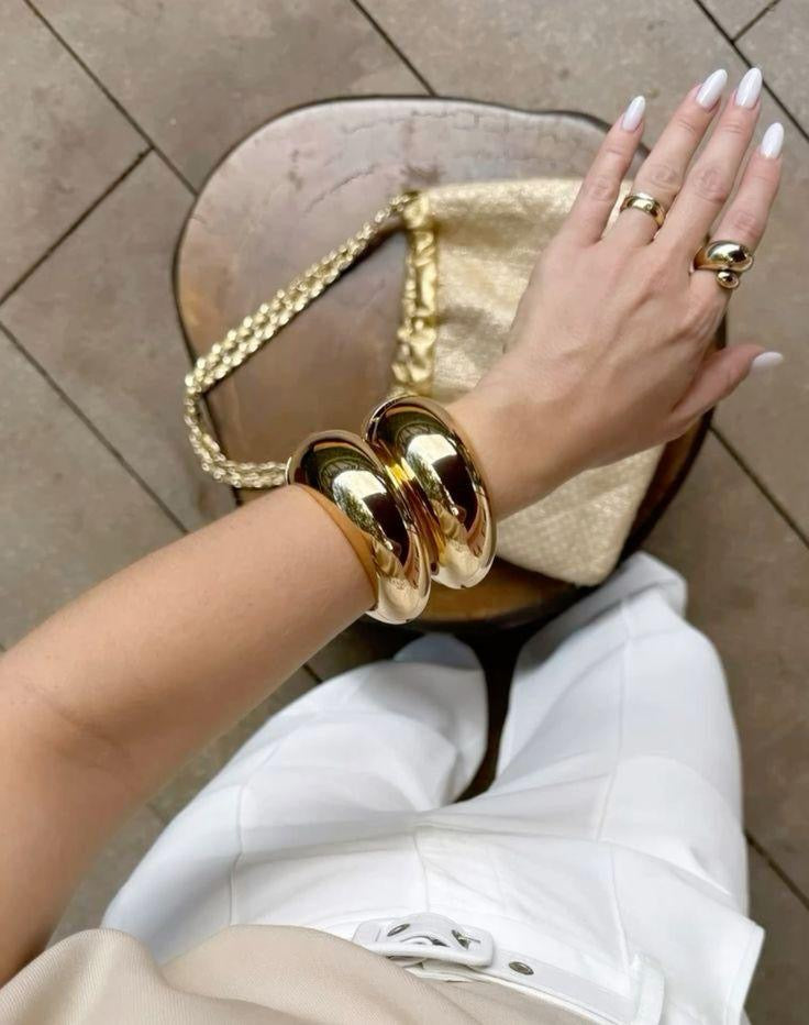 gold detailed non Tarnish  Bangle