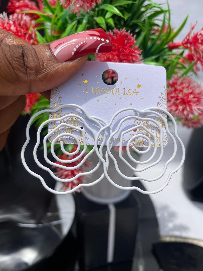 White floral earrings