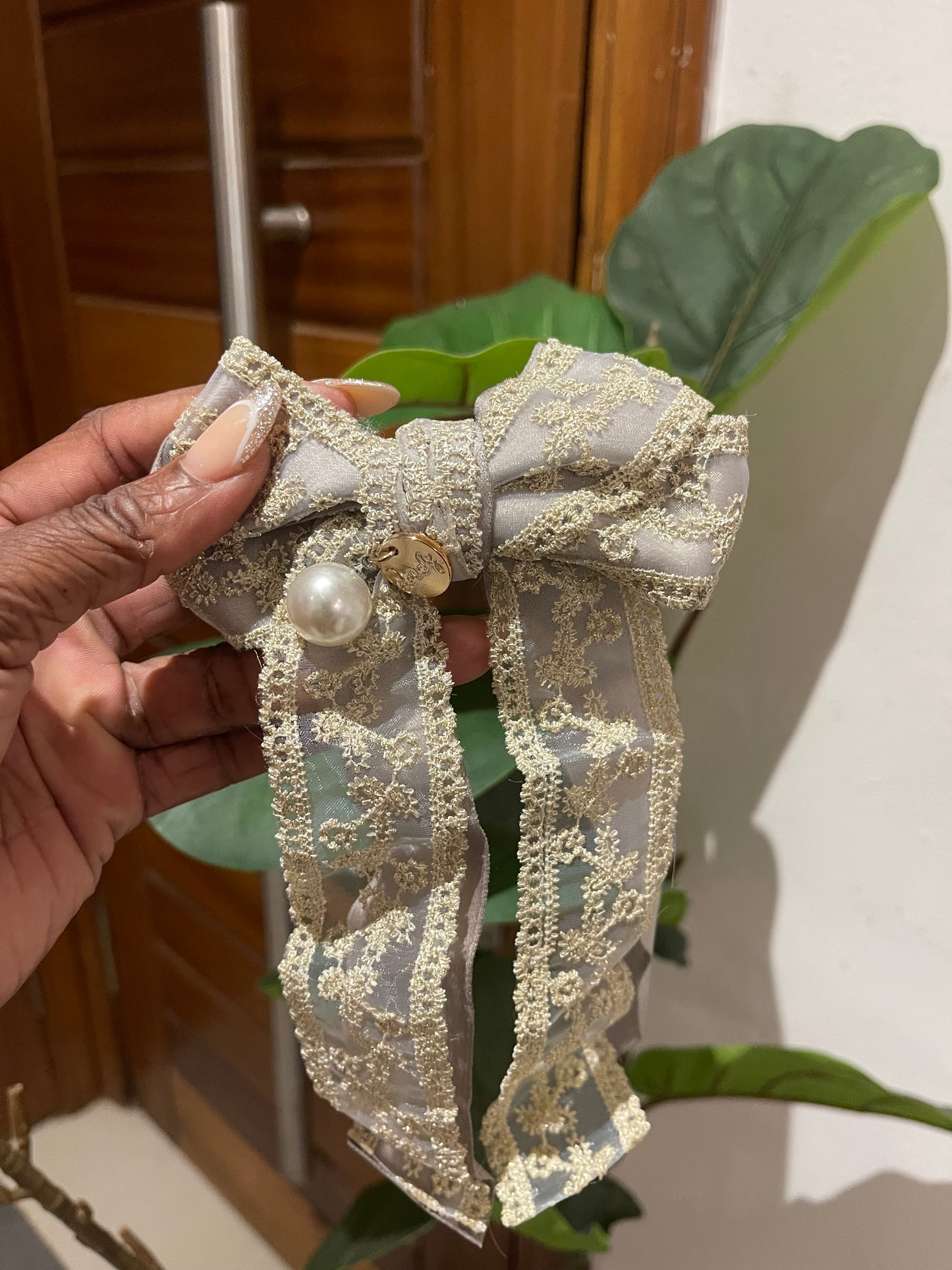 Lacey hair clip
