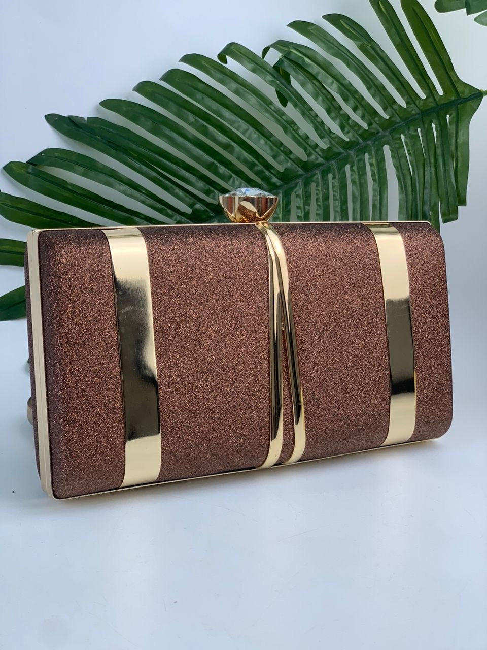 Brown detailed purse