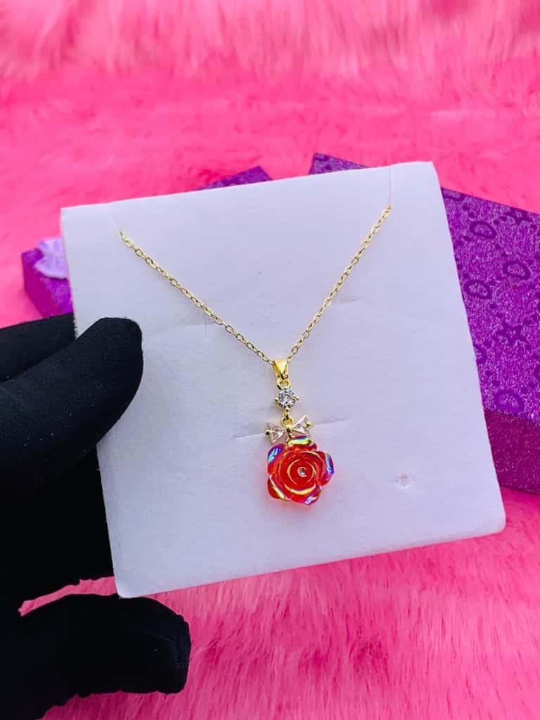 Floral Detailed Necklace