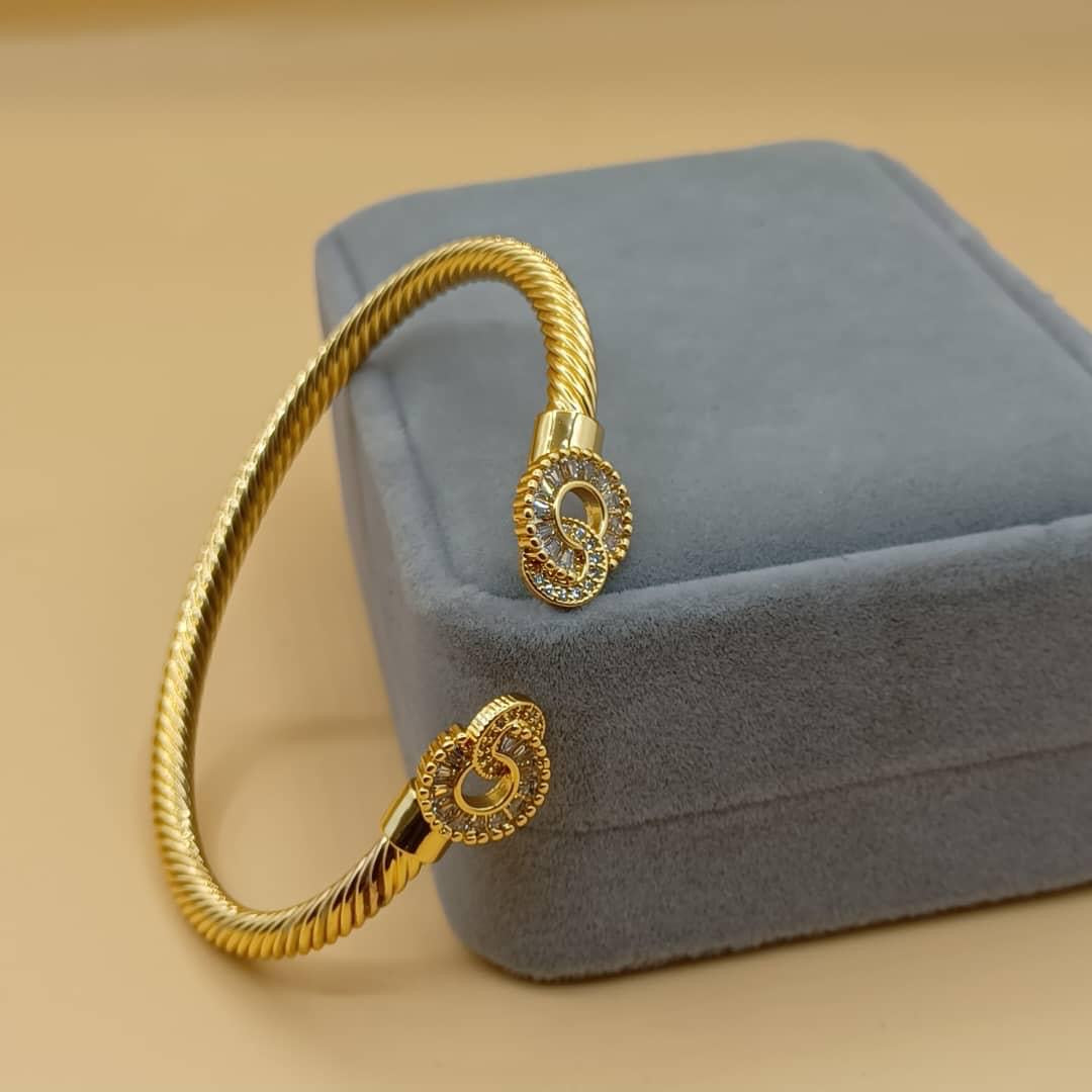 Gold Non Tarnish Bangle