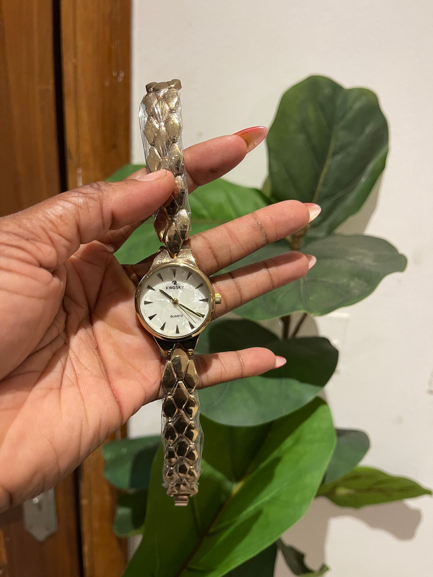 Gold Detailed Wristwatch