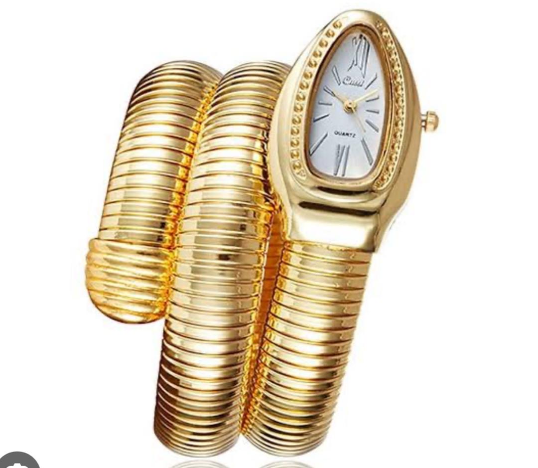 Wrap gold wristwatch