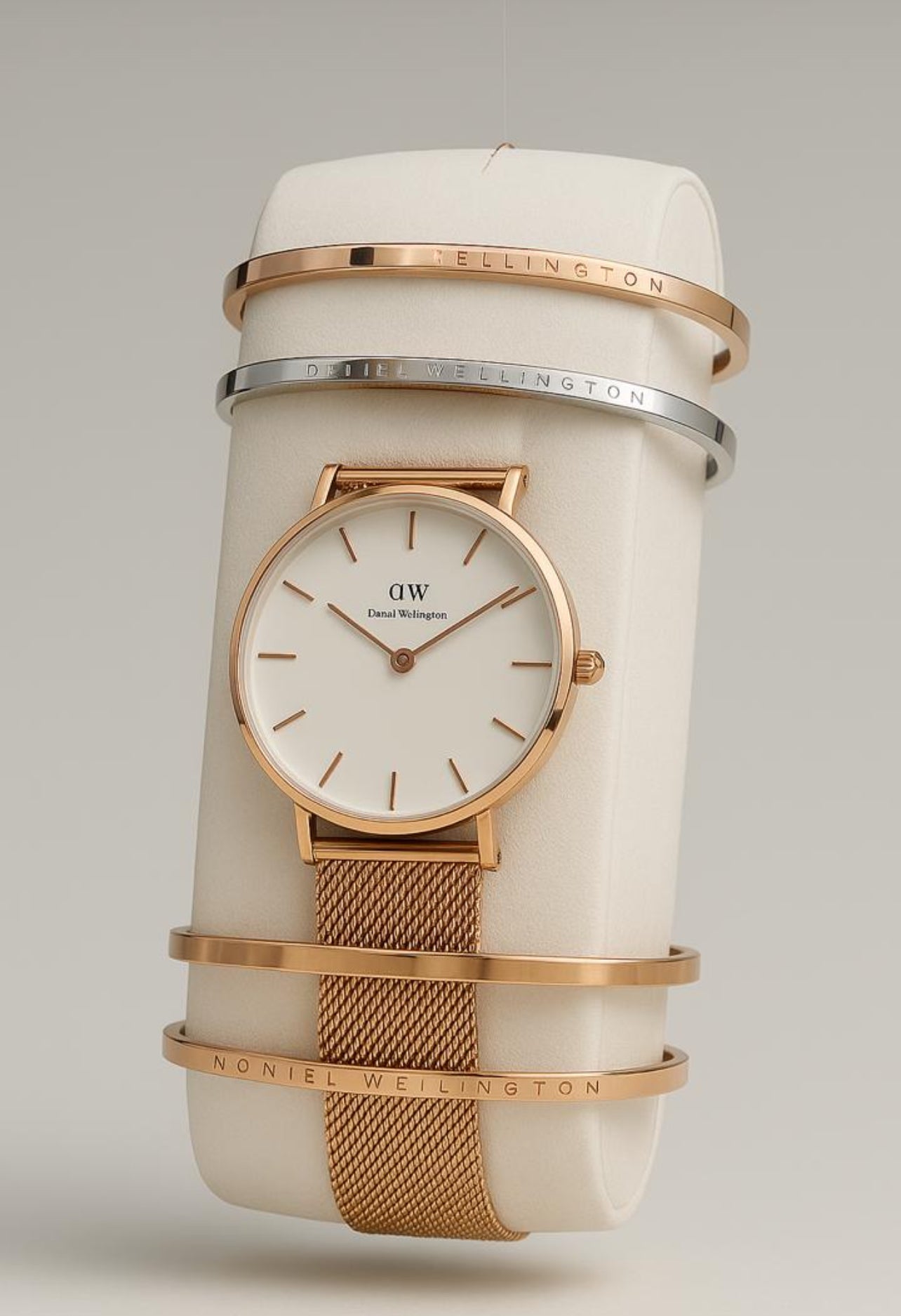 Daniel Wellington non tarnish watch for him with box