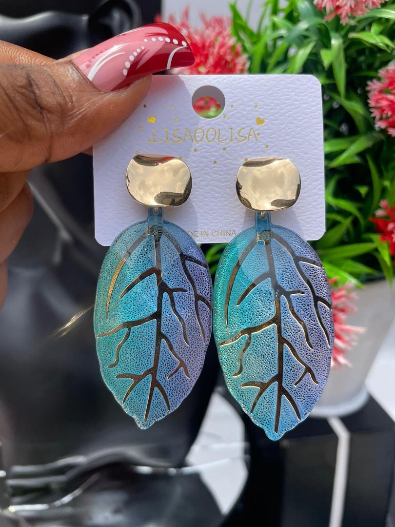 Leaf drop Earring