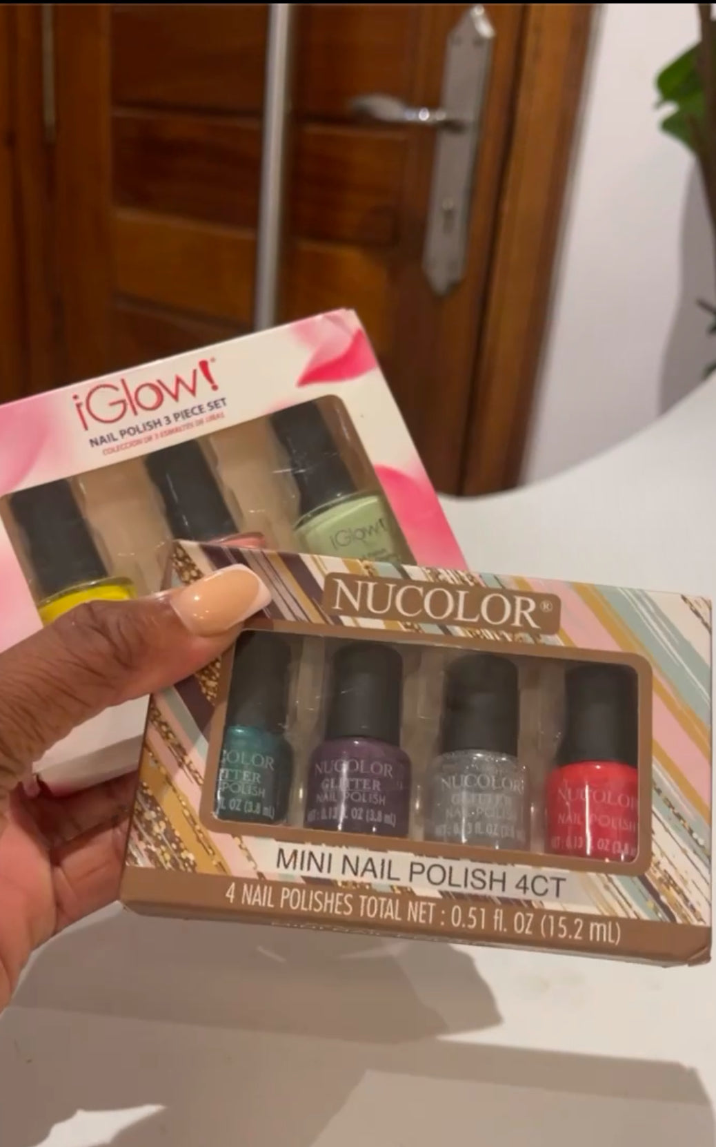 Nail polish set (4 pcs