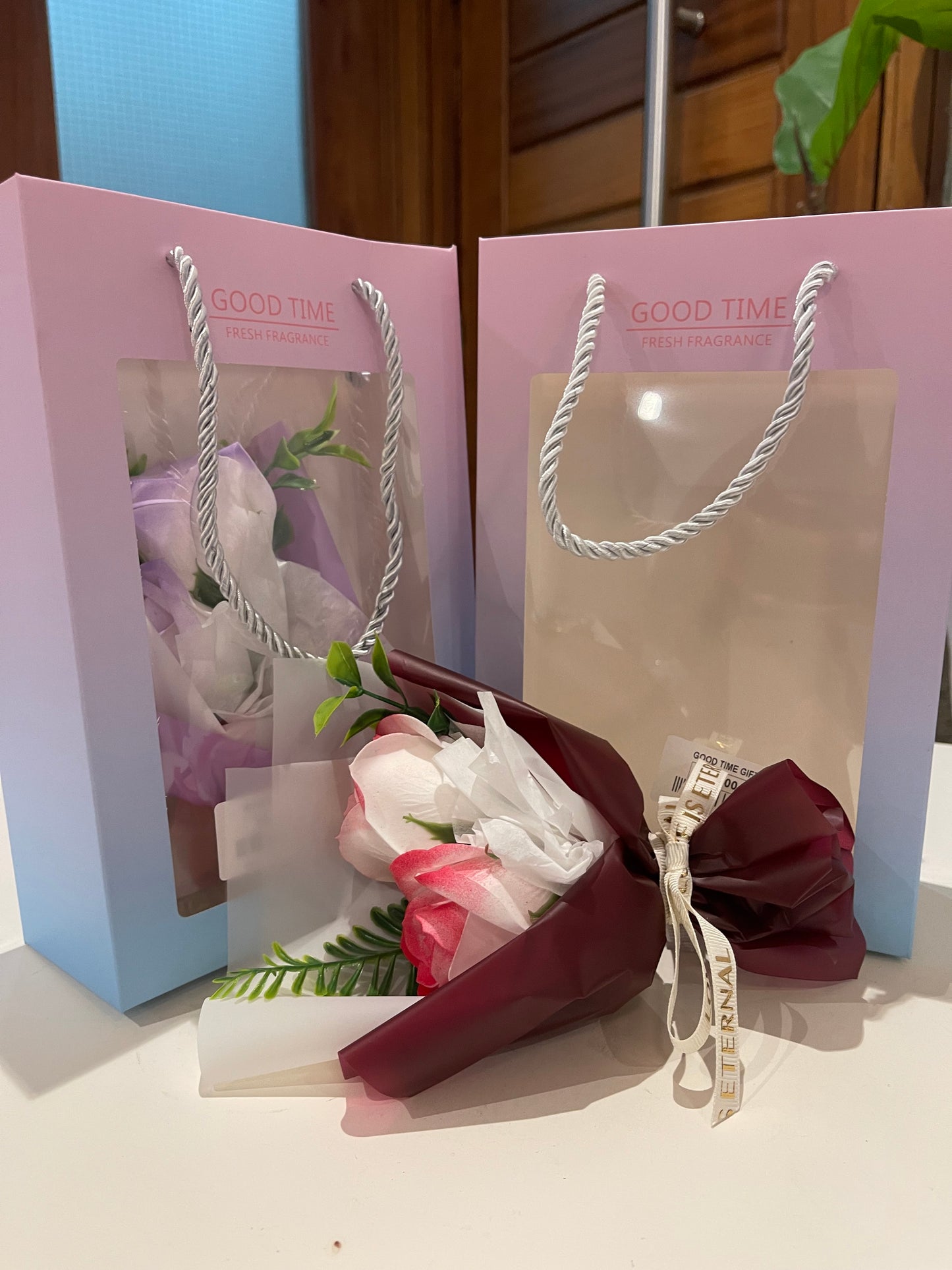 Gift Bag with scented flowers