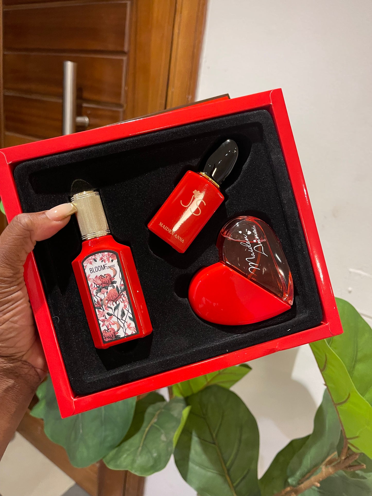 Maiden Anna long lasting perfume set