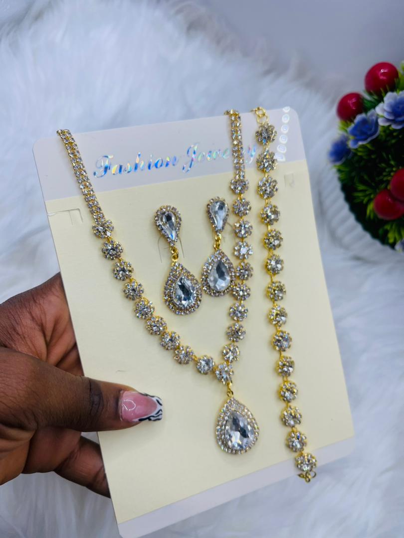 Necklace bracelet and earring set