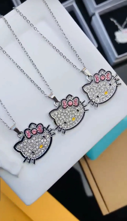 Hello kitty pendant and necklace
