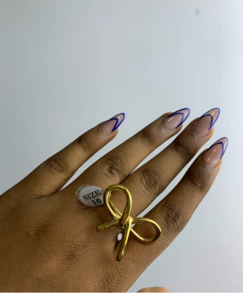 Non tarnish bow ring