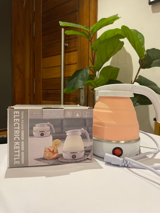 Travel foldable electric kettle