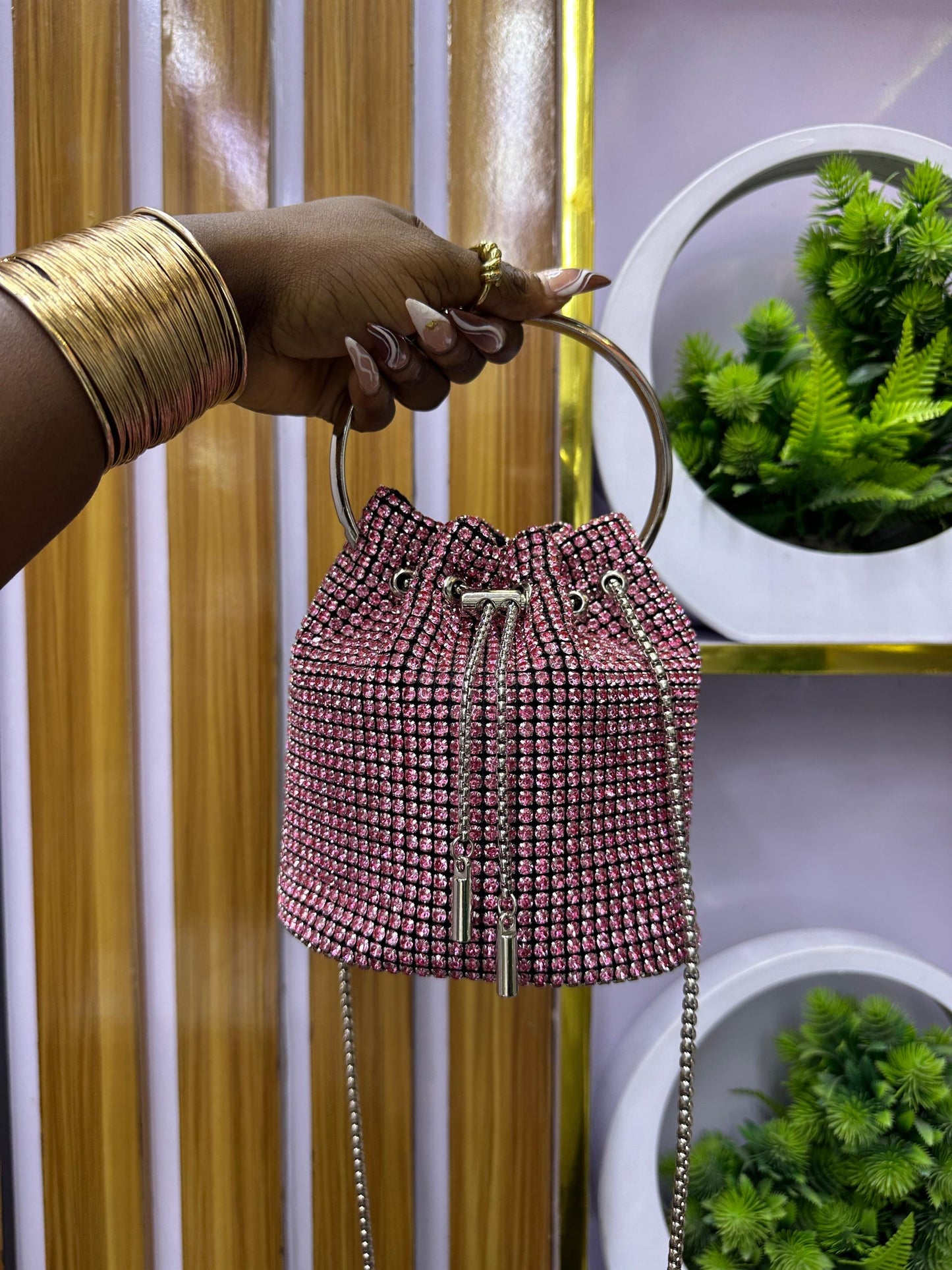 Pink detailed purse with tassels