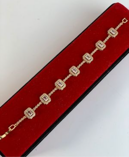 Non tarnish bracelet