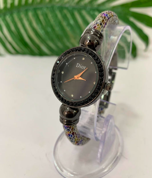 Black Detailed Wristwatch