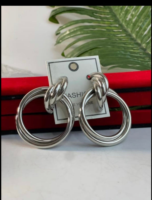 Silver dropdown earring