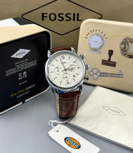 Fossil Leather Wristwatch  with gift bag and box