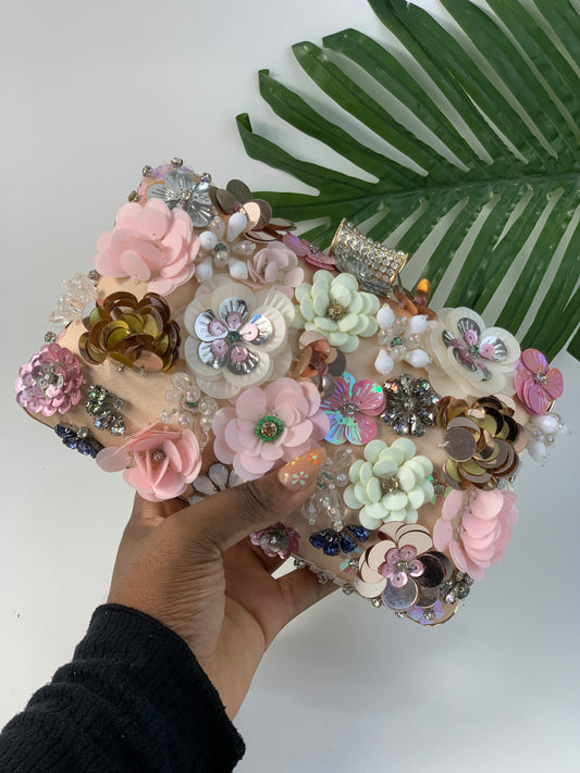 Gold 3D floral clutch