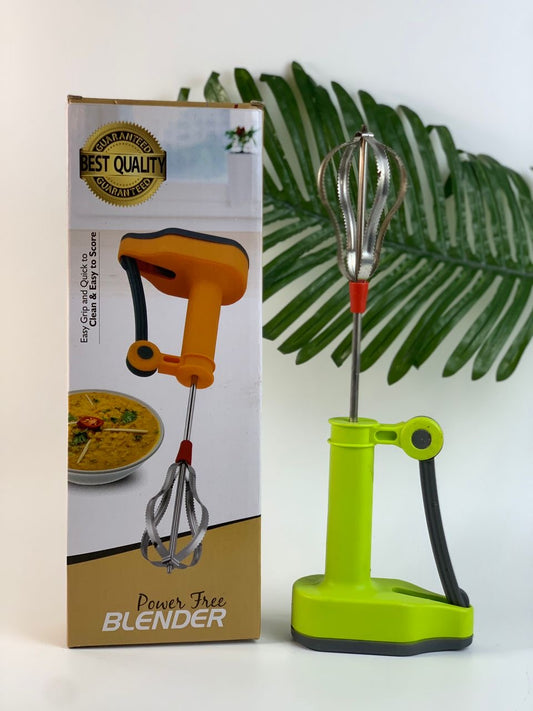 Handheld manual blender