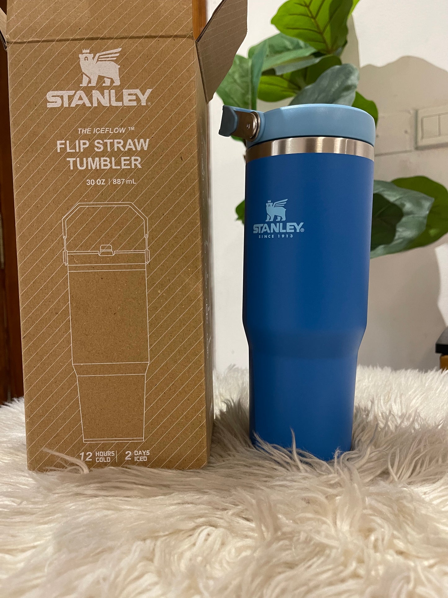 Stanley flip straw tumbler