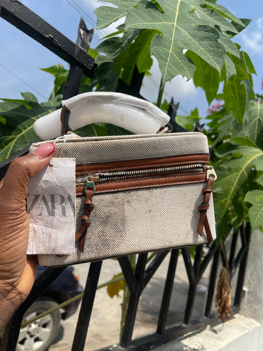 Zara bag with very stiff zipper