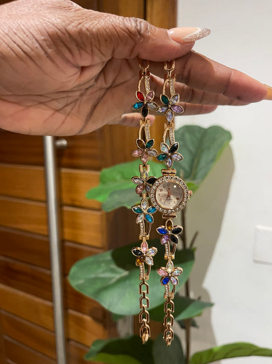 Colorful wristwatch and bracelet set