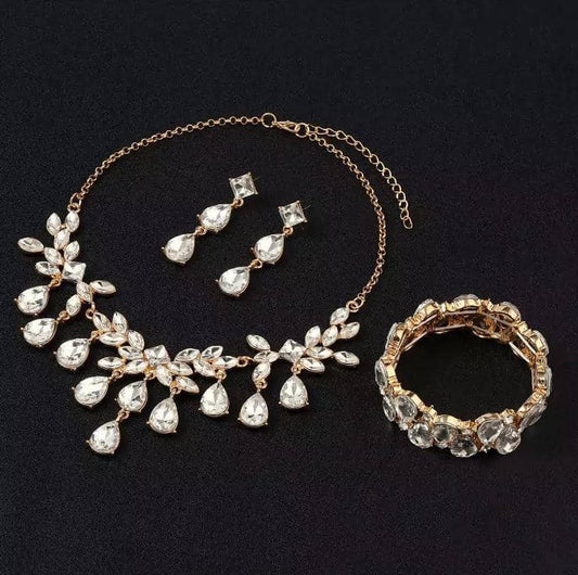 Pearl necklace set