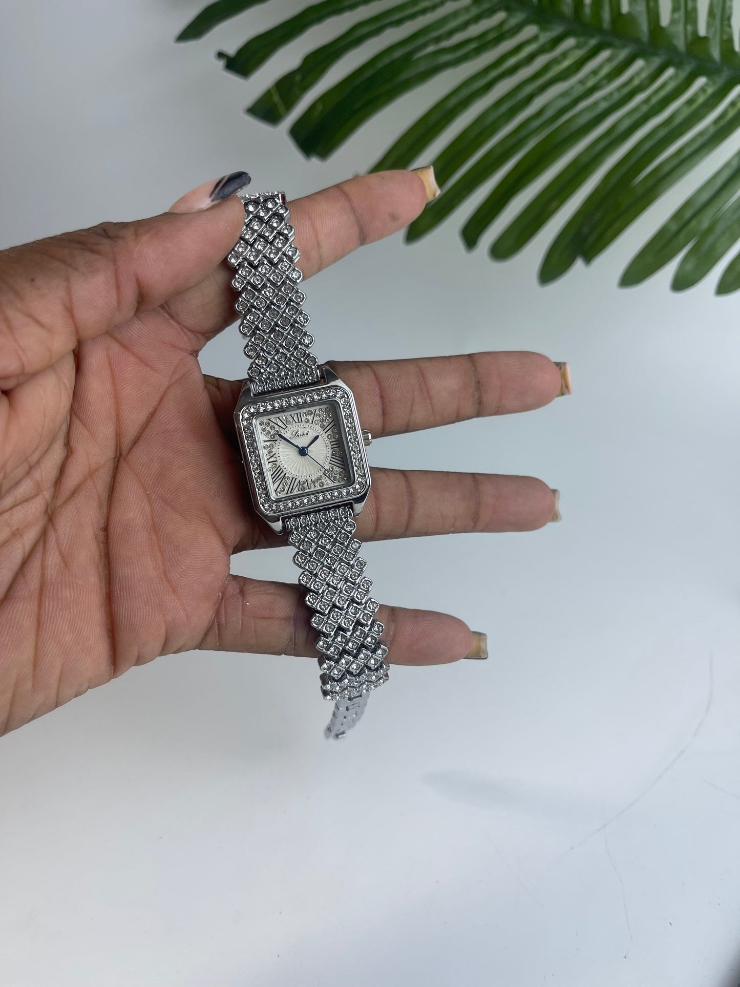 Silver Detailed Wristwatch