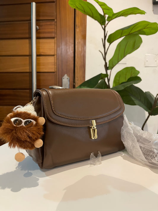 MIDI Brown bag with strap and bag charm