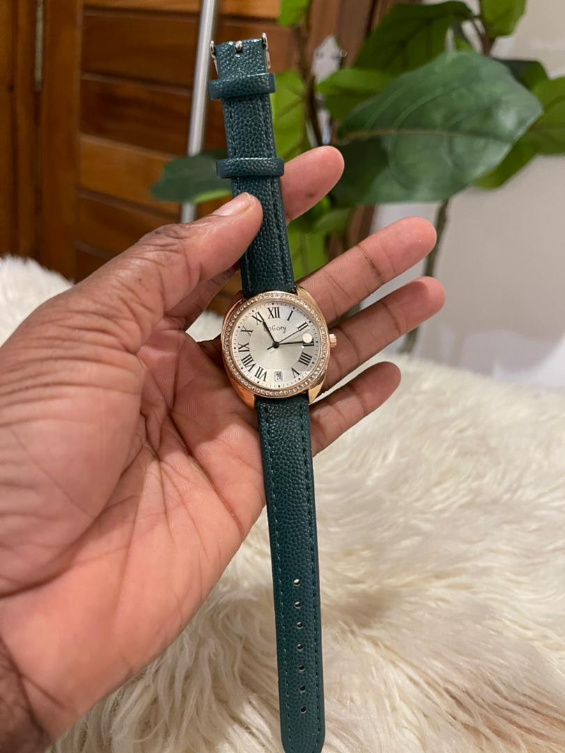 Green leather Wristwatch