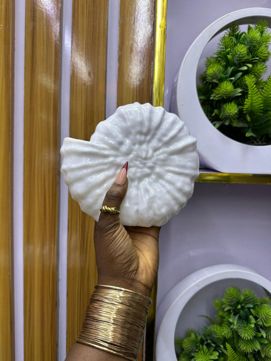 White shell mettalic purse