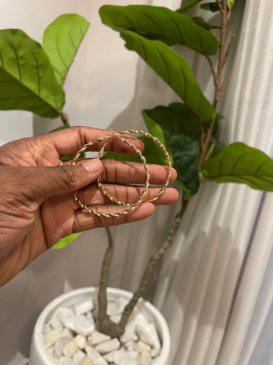 Gold hoop twist earrings