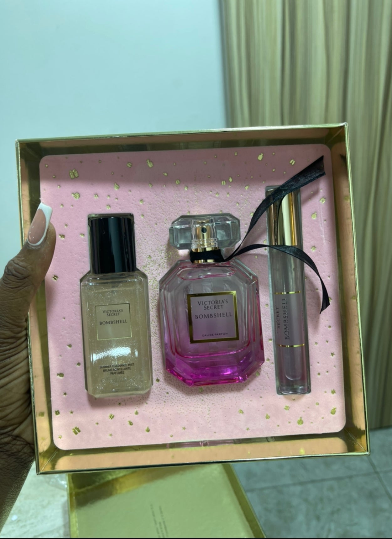 Victoria secret christmas theme  perfume set