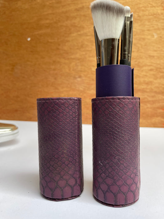 Beauty Makeup Brush with container