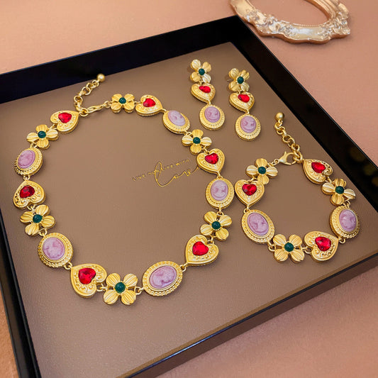 Necklace set