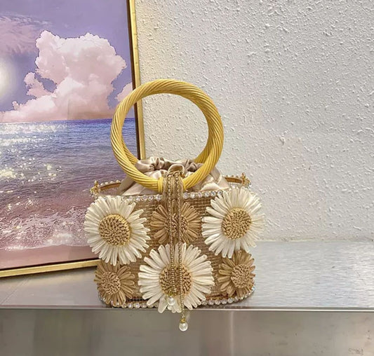 Floral detailed bag