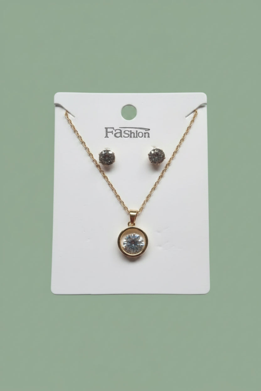Non tarnish minimalist necklace