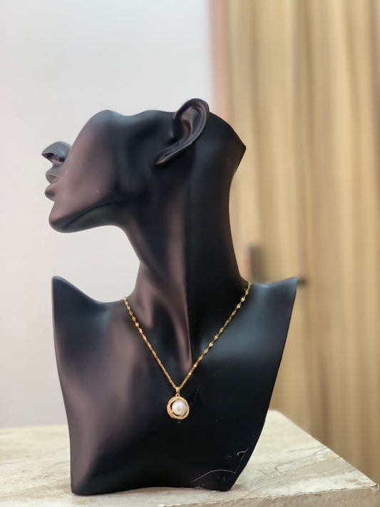 Non tarnish necklace