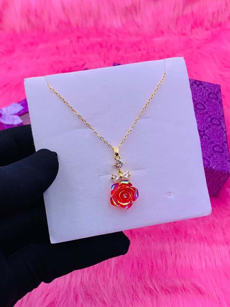 Floral Detailed Necklace